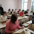 В Свято-Георгиевском храме детей воскресной школы наградили за успехи в каллиграфии В Свято-Георгиевском храме детей воскресной школы наградили за успехи в каллиграфии