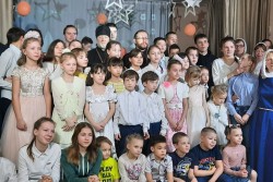 Челябинская епархия поздравила с Рождеством Христовым ребят из детского дома «Аистёнок»