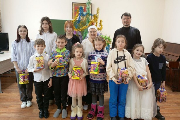 Рождественский праздник в Воскресной школе Свято-Георгиевского храма