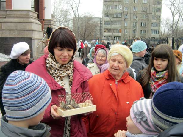 Дети славят Богородицу