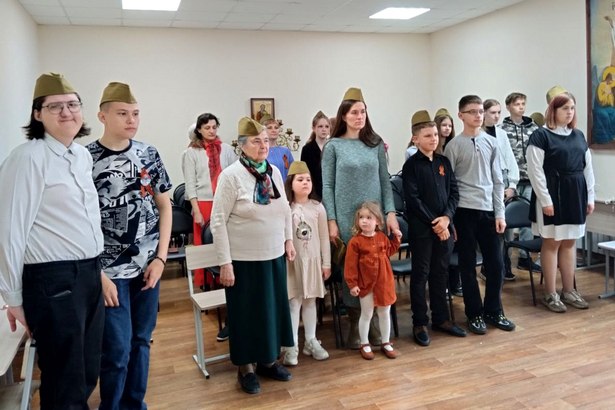 80-летие Победы в детской воскресной школе Свято-Георгиевского храма 80-летие Победы в детской воскресной школе Свято-Георгиевского храма